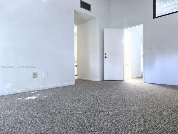 $2,700 | 10219 Southwest 89th Street, Miami, FL 33176