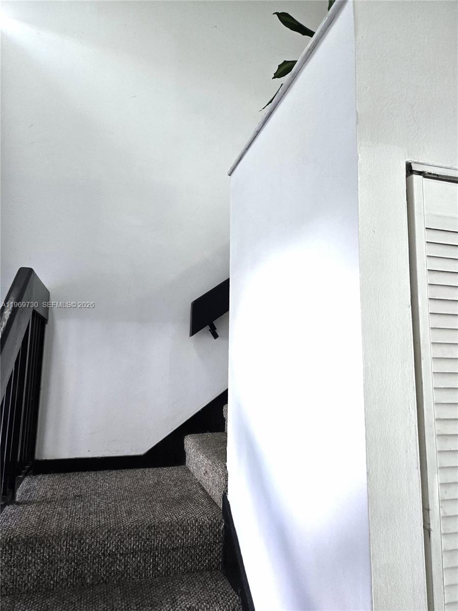 10219 Southwest 89th Street Miami, FL 33176 - Photo 3 of 20