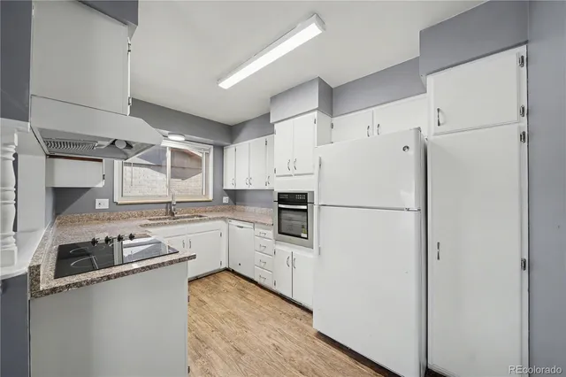 $2,745 | 6235 East Mexico Avenue, Denver, CO 80224