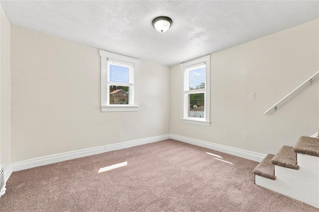 1522 Ridge Avenue Coraopolis, PA 15108 - Photo 25 of 42 Gallery Image 25
