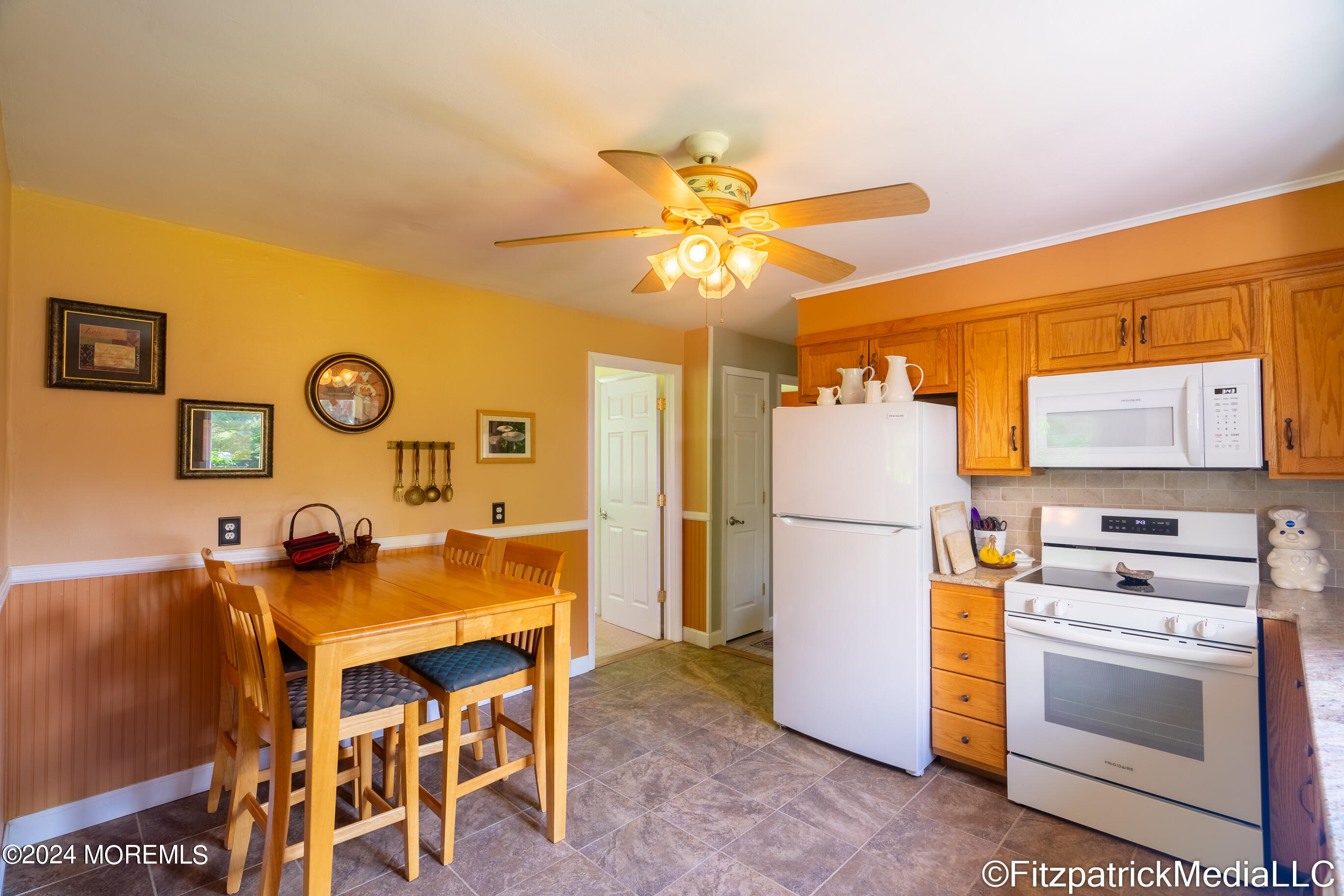 234 Birdsall Road Farmingdale, NJ 07727 - Photo 7 of 39 Kitchen pic 3