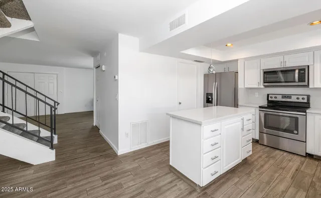 $2,345 | 5137 North Granite Reef Road, Scottsdale, AZ 85250