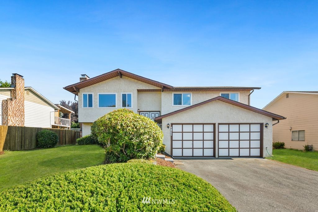 4822 152nd Street Southwest Edmonds, WA 98026 - Photo 1 of 39 Gallery Image 1