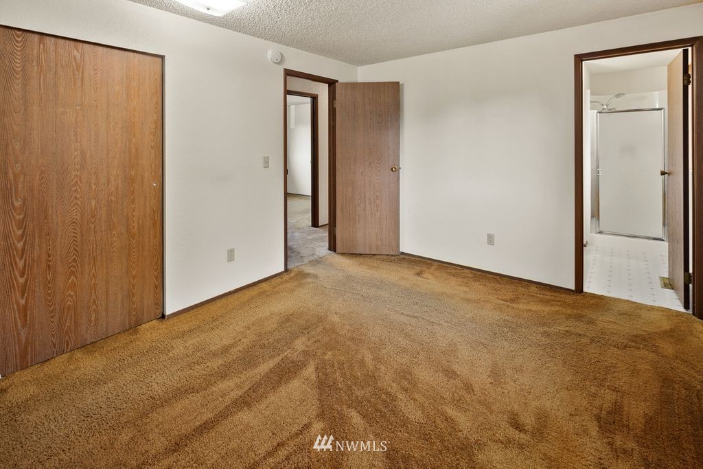 4822 152nd Street Southwest Edmonds, WA 98026 - Photo 17 of 39 Gallery Image 17