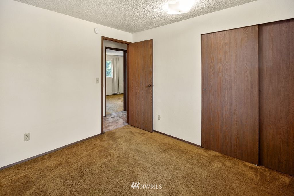 4822 152nd Street Southwest Edmonds, WA 98026 - Photo 22 of 39 Gallery Image 22