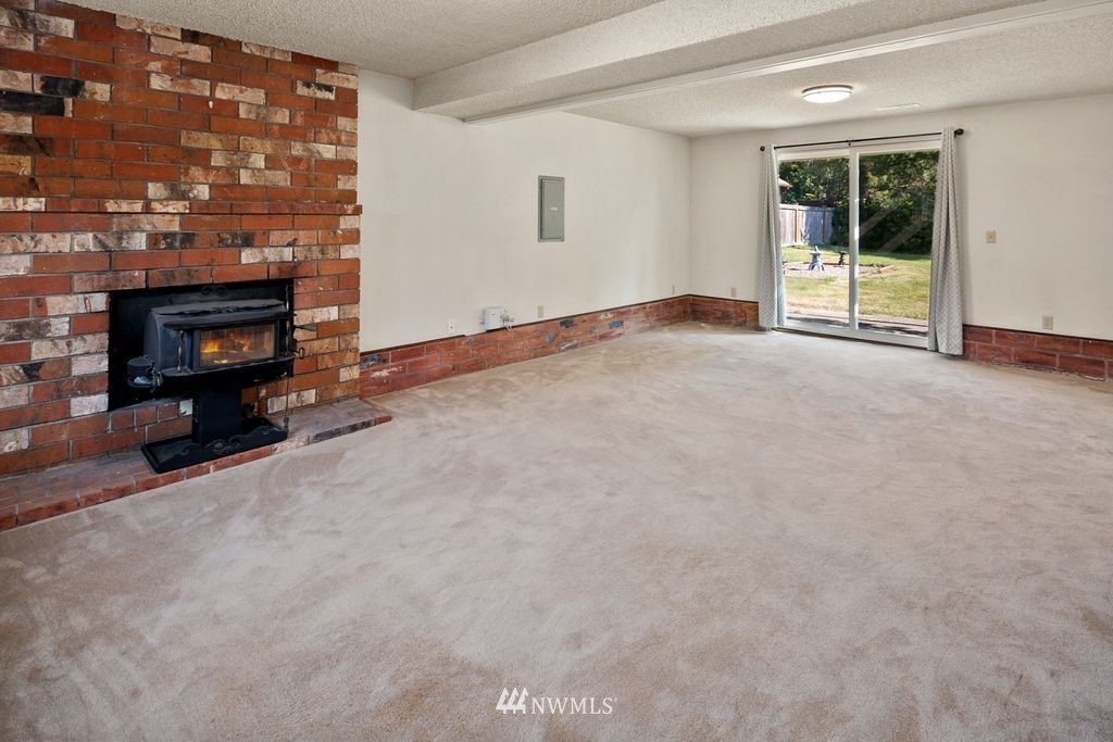 4822 152nd Street Southwest Edmonds, WA 98026 - Photo 23 of 39 Gallery Image 23