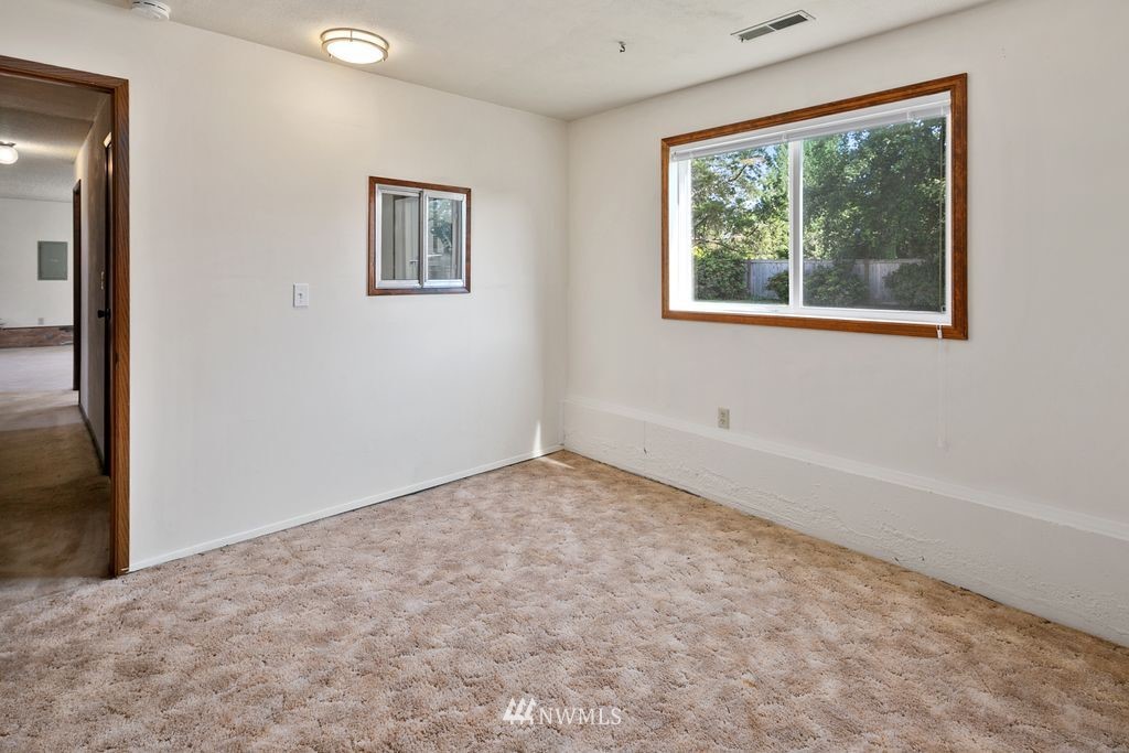 4822 152nd Street Southwest Edmonds, WA 98026 - Photo 28 of 39 Gallery Image 28