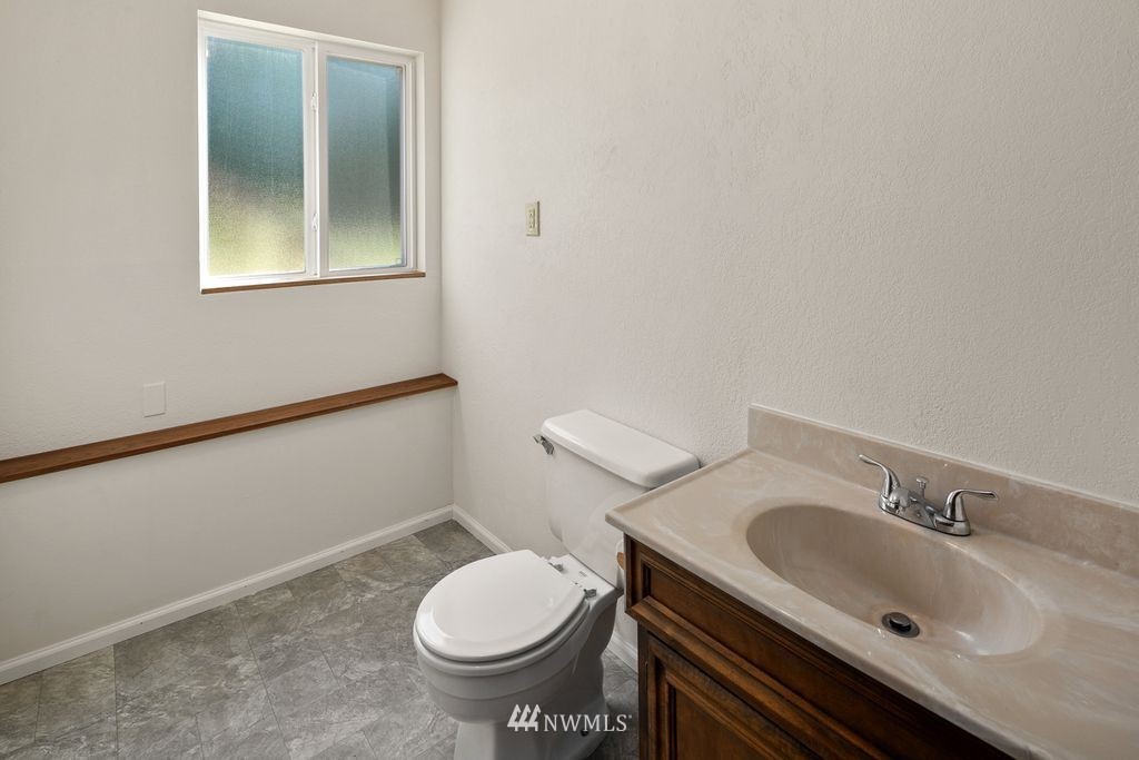 4822 152nd Street Southwest Edmonds, WA 98026 - Photo 29 of 39 Gallery Image 29