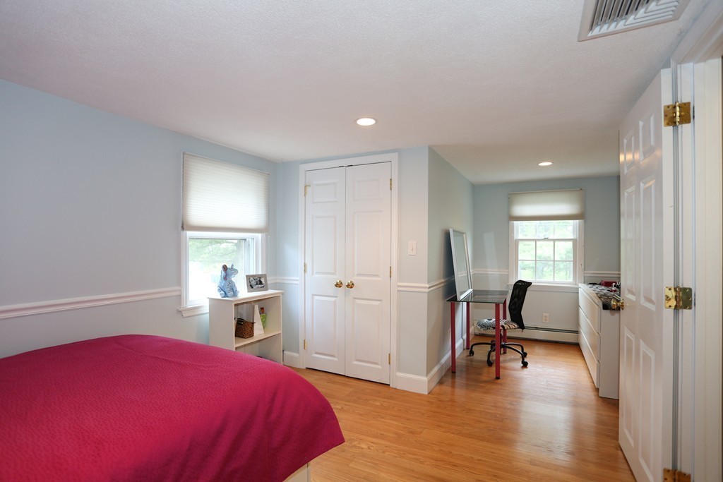 14 Longacre Road Needham, MA 02492 - Photo 16 of 28