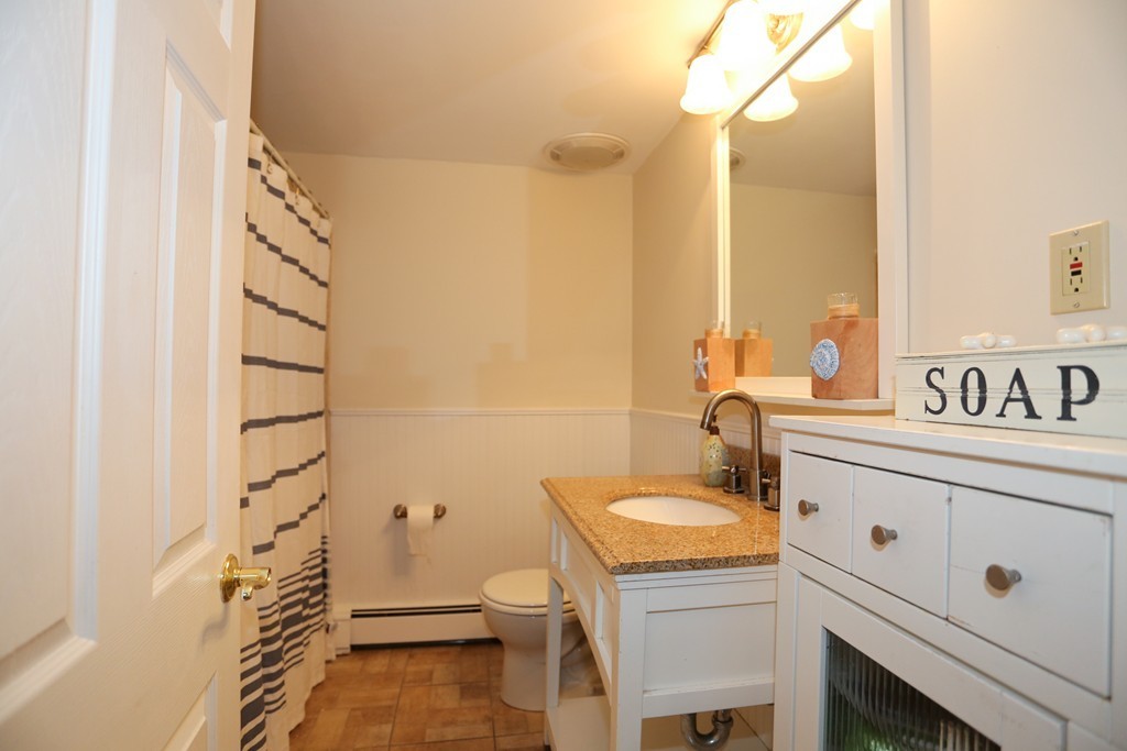 14 Longacre Road Needham, MA 02492 - Photo 25 of 28