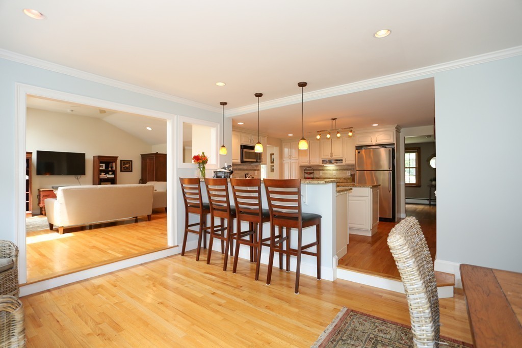 14 Longacre Road Needham, MA 02492 - Photo 7 of 28