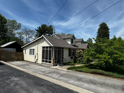 $474,900 | 105 Wilson Street, Cowan, TN 37318