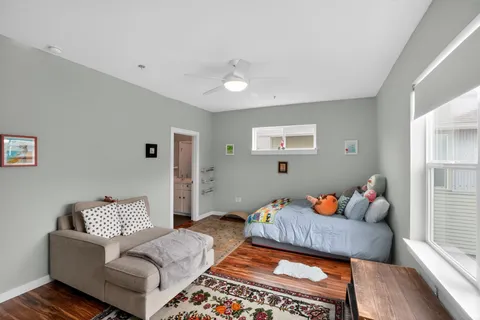 $575,000 | 301 West Stassney Lane, Unit 34, Austin, TX 78745