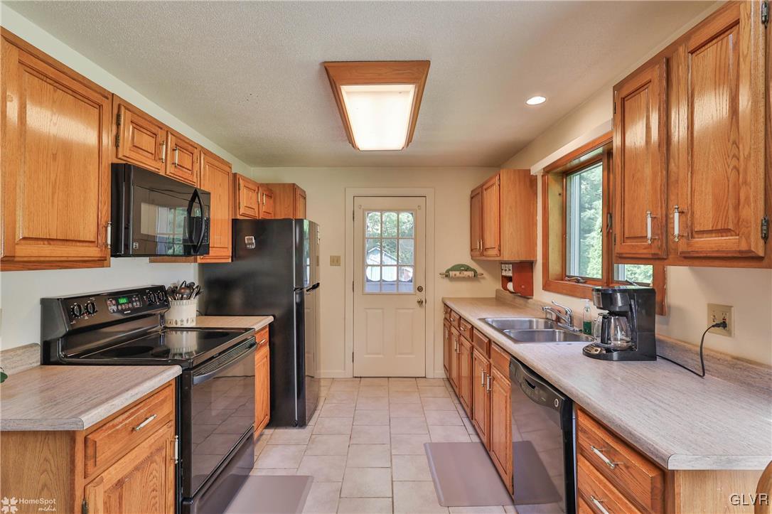 3264 Birch Road Bath, PA 18014 - Photo 11 of 30 Gallery Image 11