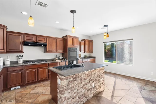 $750,000 | 65 Pangloss Street, Henderson, NV 89002