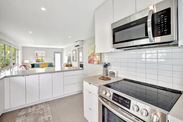 $2,099,000 | 625 Northeast 13th Avenue, Fort Lauderdale, FL 33304