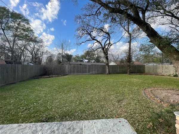 $398,000 | 408 Wilson Road, Conroe, TX 77301