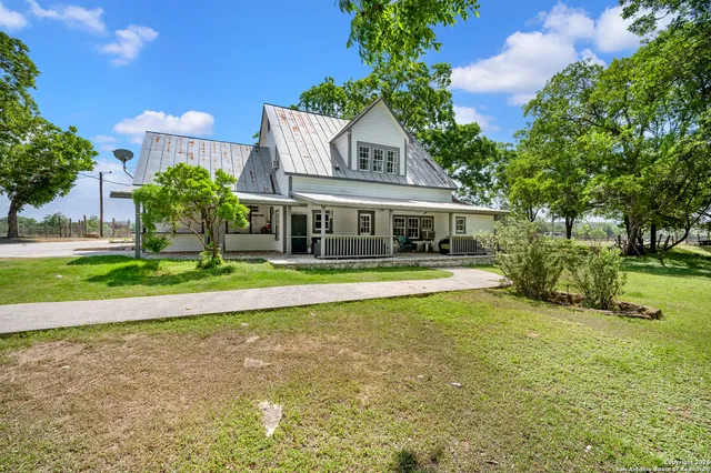 $2,500,000 | 109 Waring Welfare Road, Boerne, TX 78006