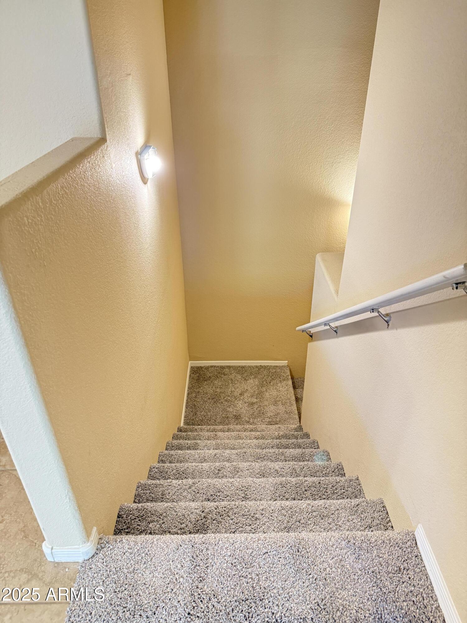 17150 North 23rd Street, Unit 243 Phoenix, AZ 85022 - Photo 31 of 36 a view of entryway