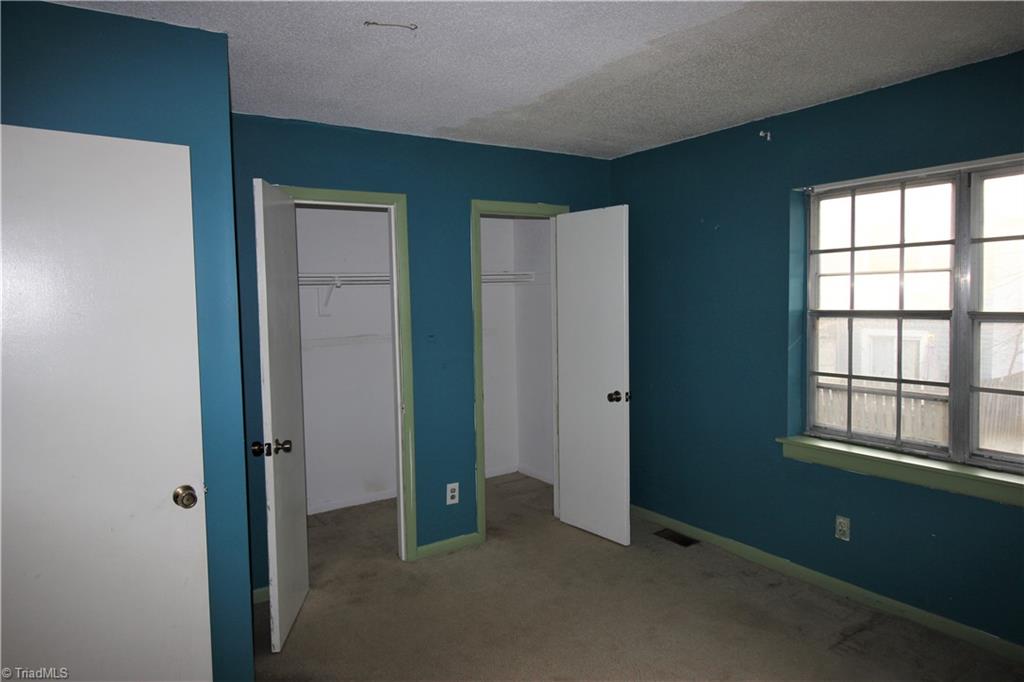 5711 Bramblegate Road Greensboro, NC 27409 - Photo 8 of 15 Gallery Image 8