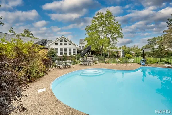 $1,625,000 | 12580 Durbin Drive, Town and Country, MO 63141