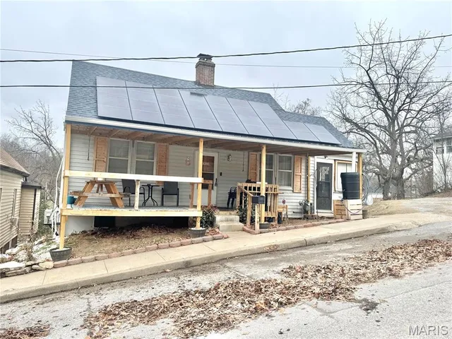$154,900 | 519 Pine Street, Hannibal, MO 63401