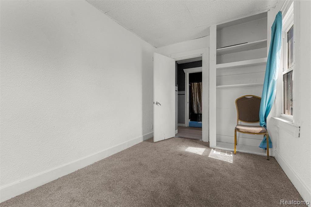 8889 Lane Street Detroit, MI 48209 - Photo 26 of 38