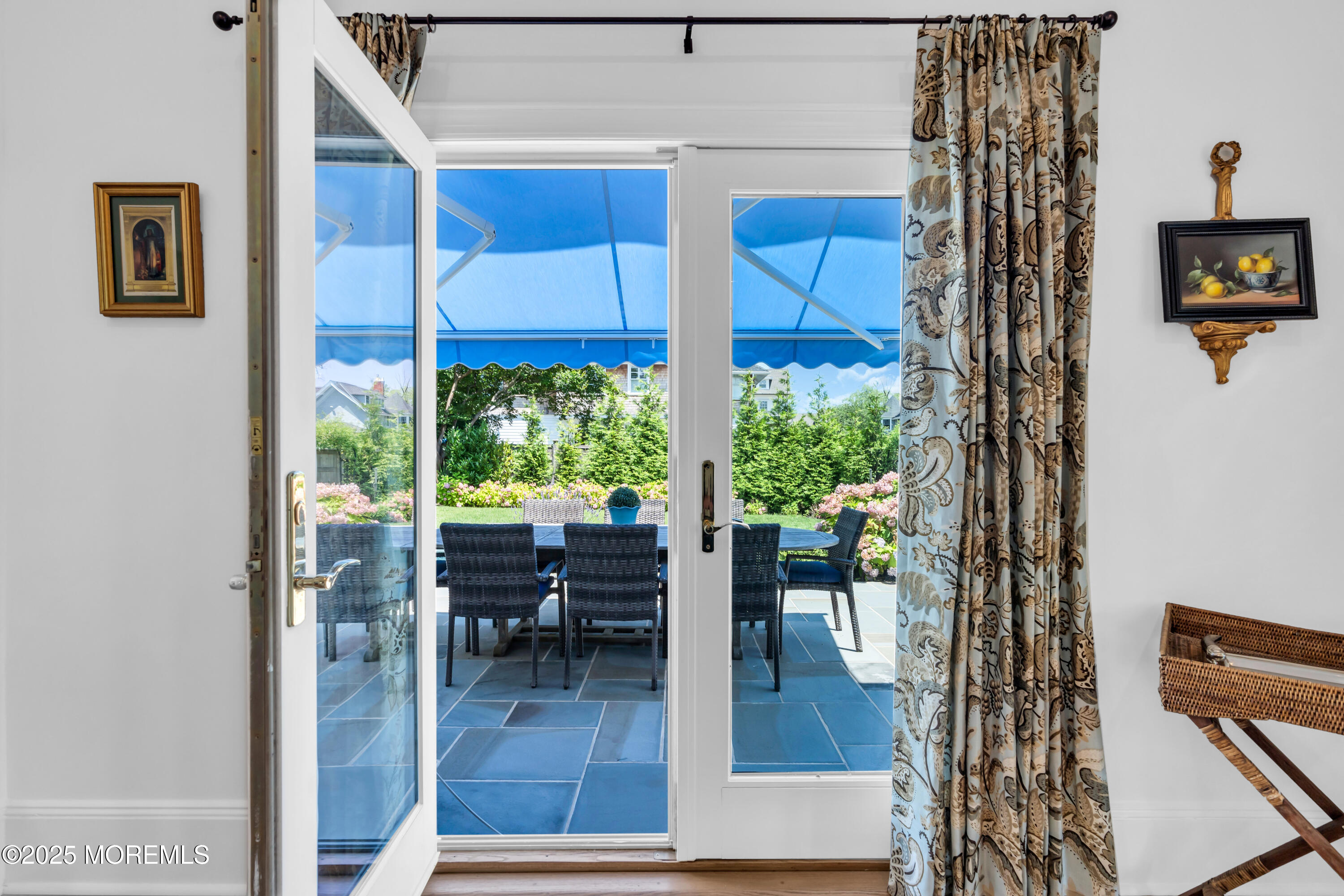 15 West Street, Unit WINTER Monmouth Beach, NJ 07750 - Photo 18 of 47 Living Room
