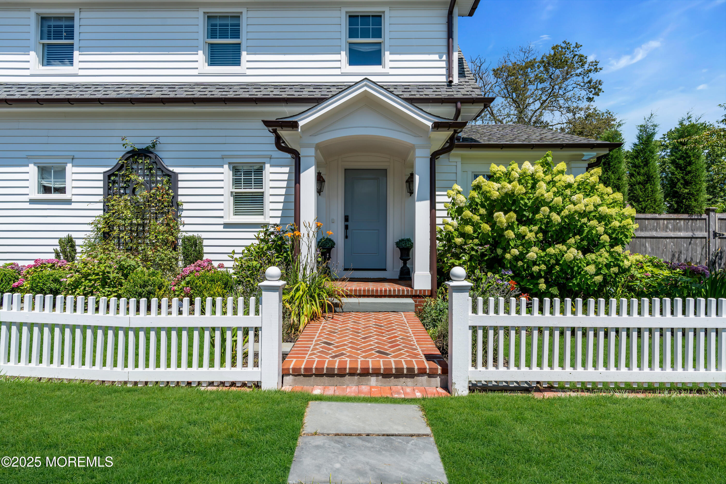 15 West Street, Unit WINTER Monmouth Beach, NJ 07750 - Photo 4 of 47 Front Walkway