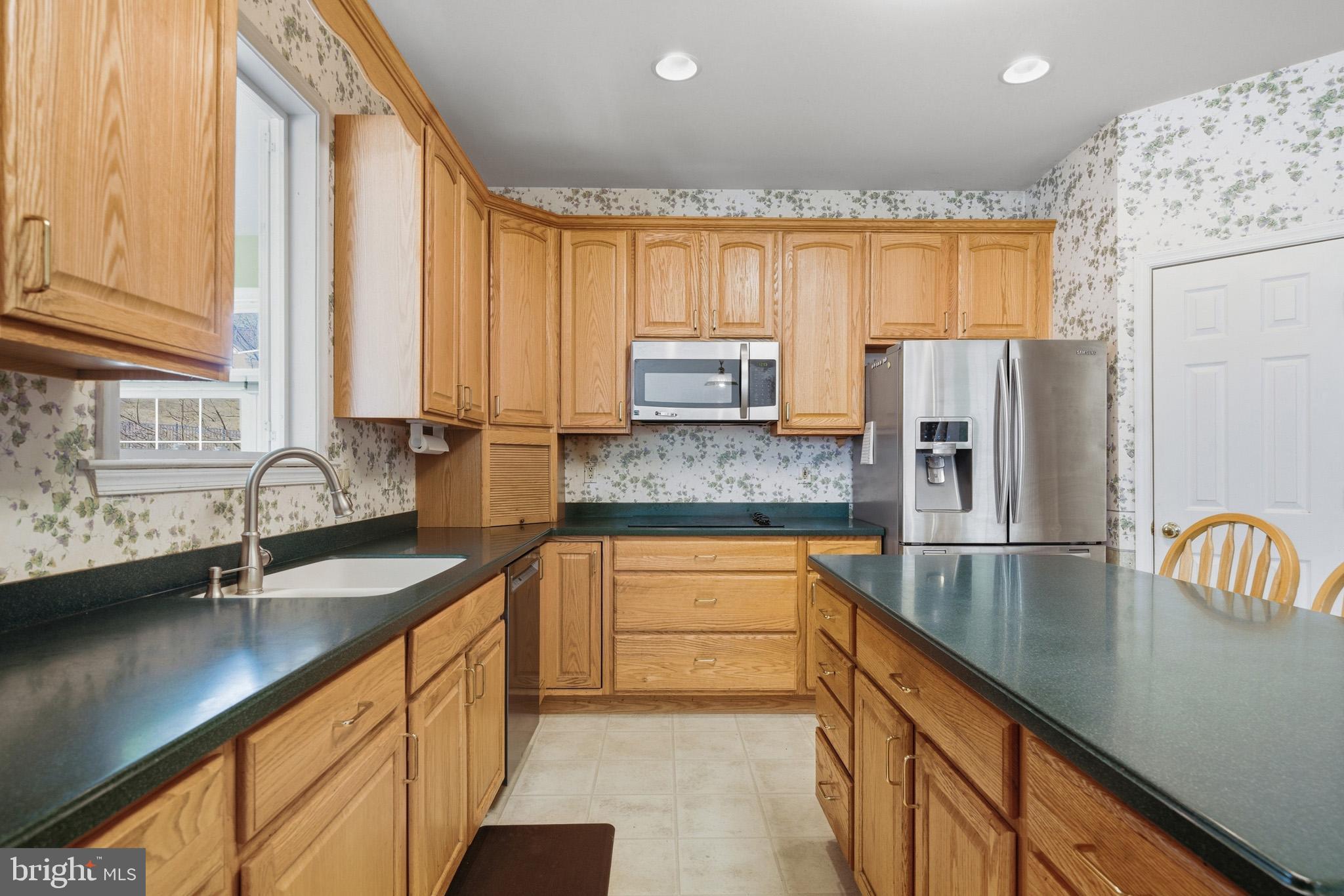 12110 Longleaf Lane Dunkirk, MD 20754 - Photo 20 of 67 Kitchen