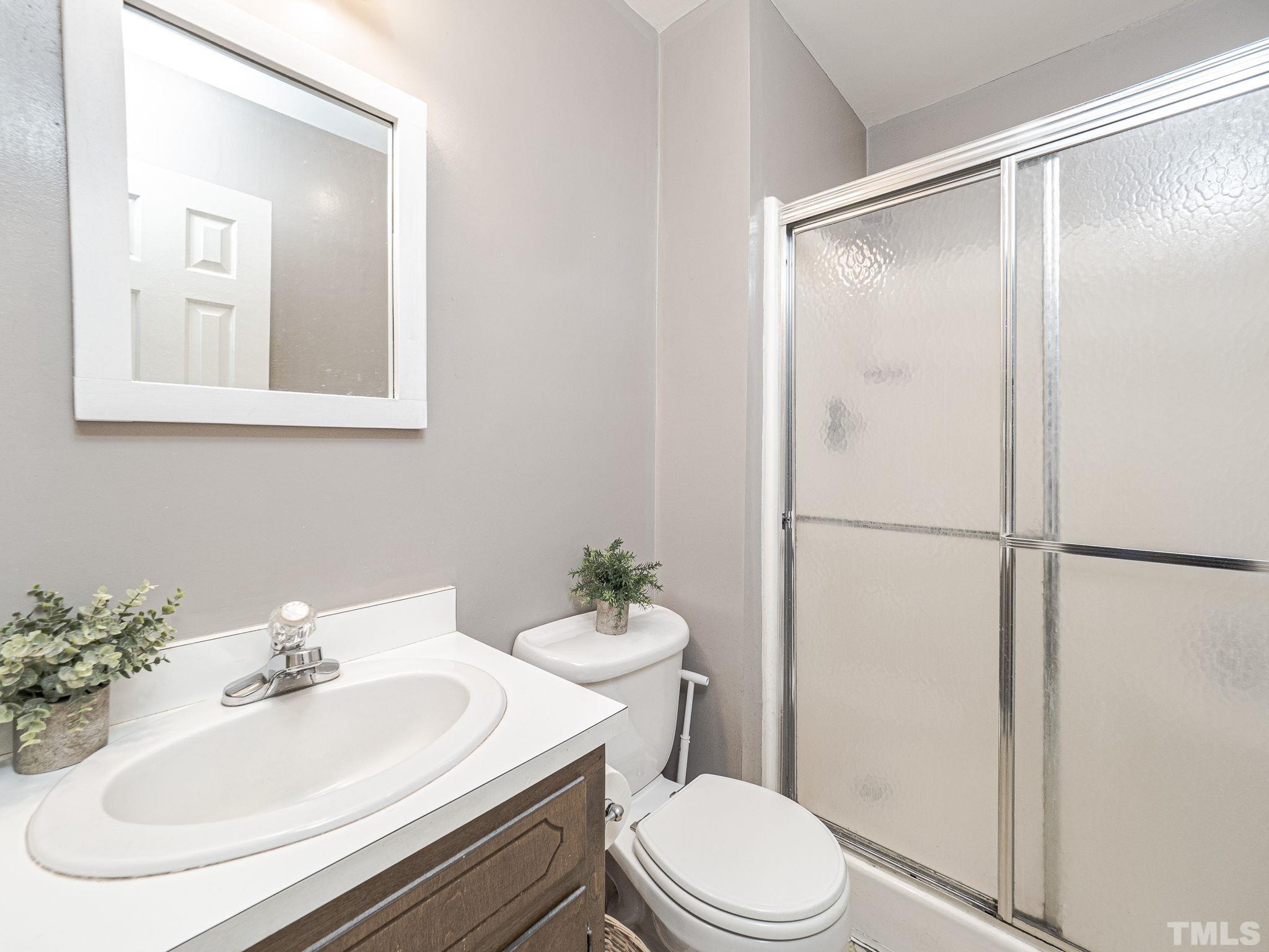 4728 Randolph Court Raleigh, NC 27606 - Photo 17 of 25 Gallery Image 17