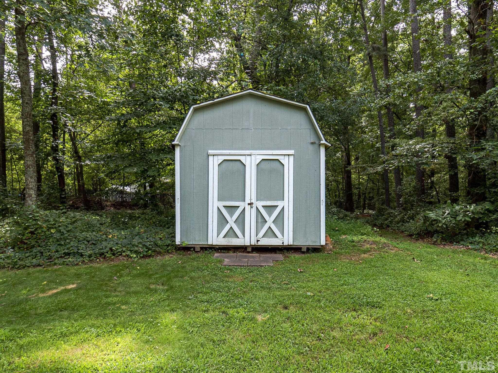 4728 Randolph Court Raleigh, NC 27606 - Photo 22 of 25 Gallery Image 22