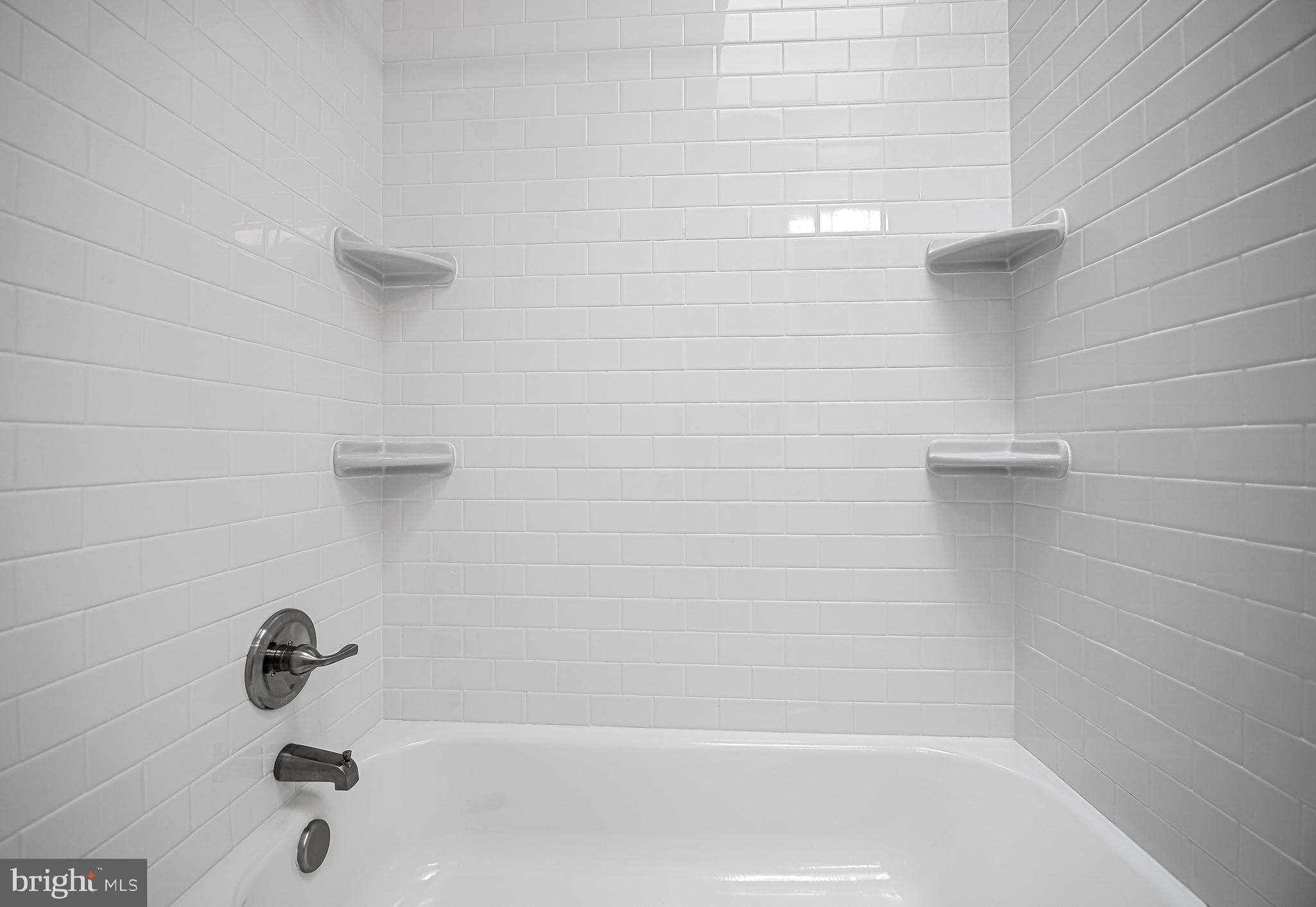 5410 Belair Road Baltimore, MD 21206 - Photo 17 of 25 Second Floor Bath