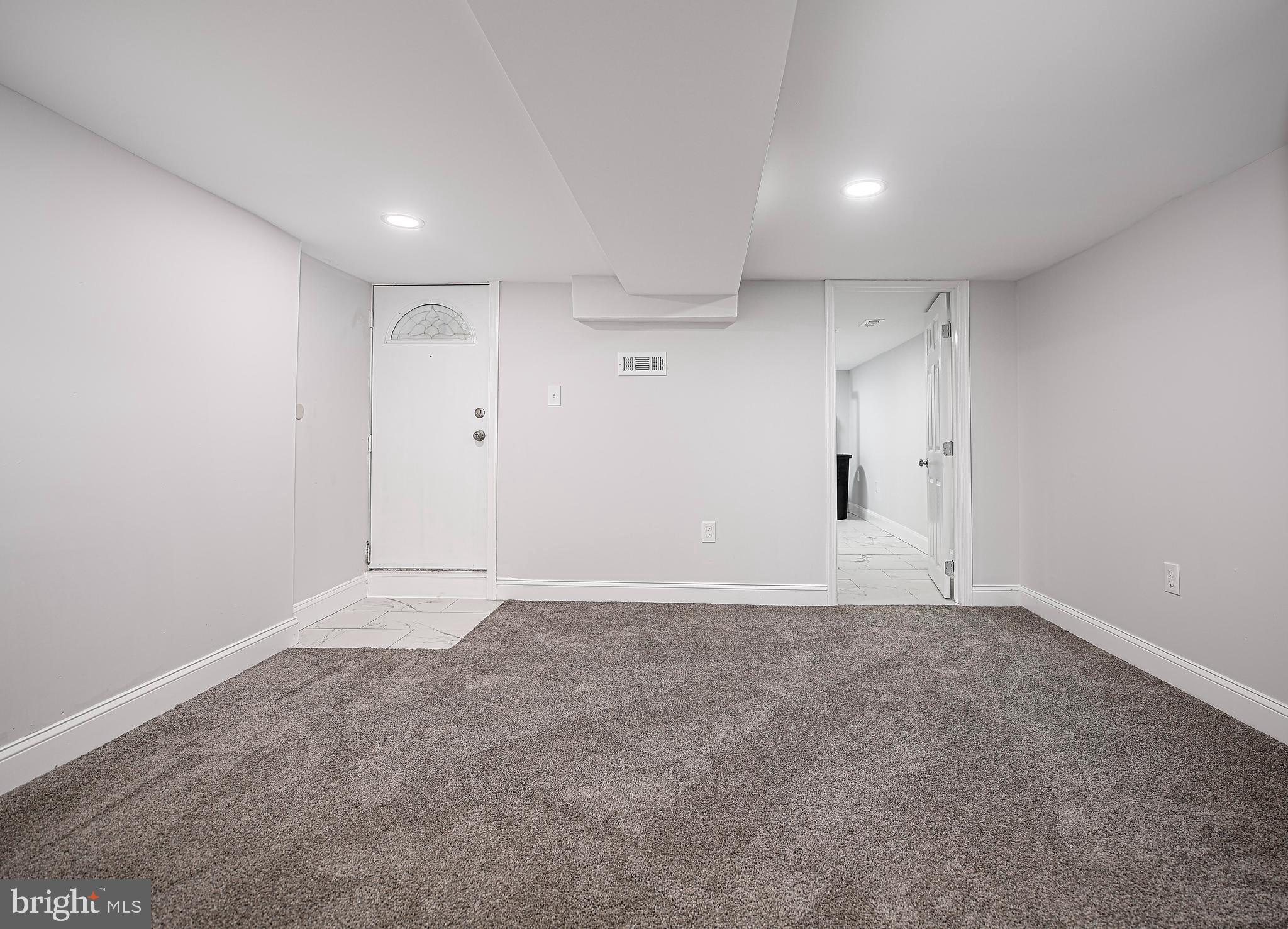 5410 Belair Road Baltimore, MD 21206 - Photo 20 of 25 Family Room