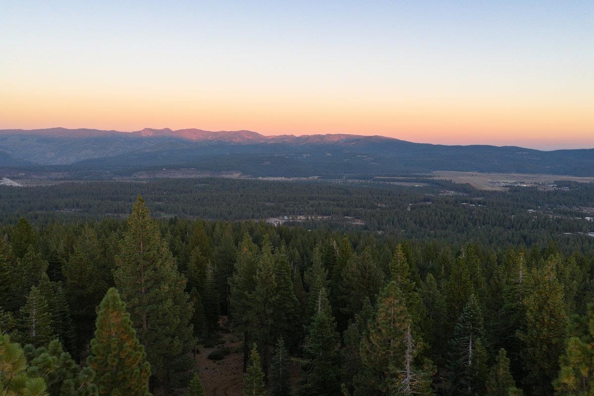 11494 Alder Hill Road Truckee, CA 96161 - Photo 24 of 27 a view of mountain with sunset in background