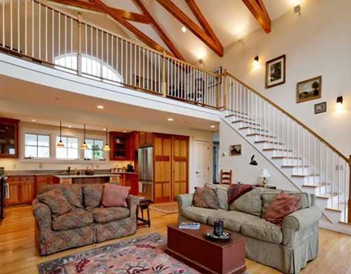 192 Mill Road Edgecomb, ME 04556 - Photo 7 of 25 Living Room.