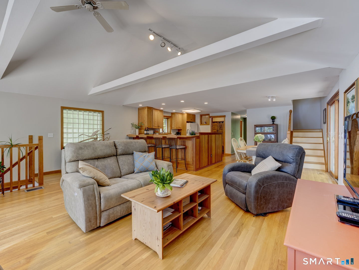 75 Bay Road East Hampton, CT 06424 - Photo 7 of 37