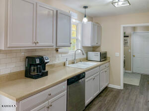 357 Sliger Road Cookeville, TN 38506 - Photo 11 of 36 11 Kitchen3