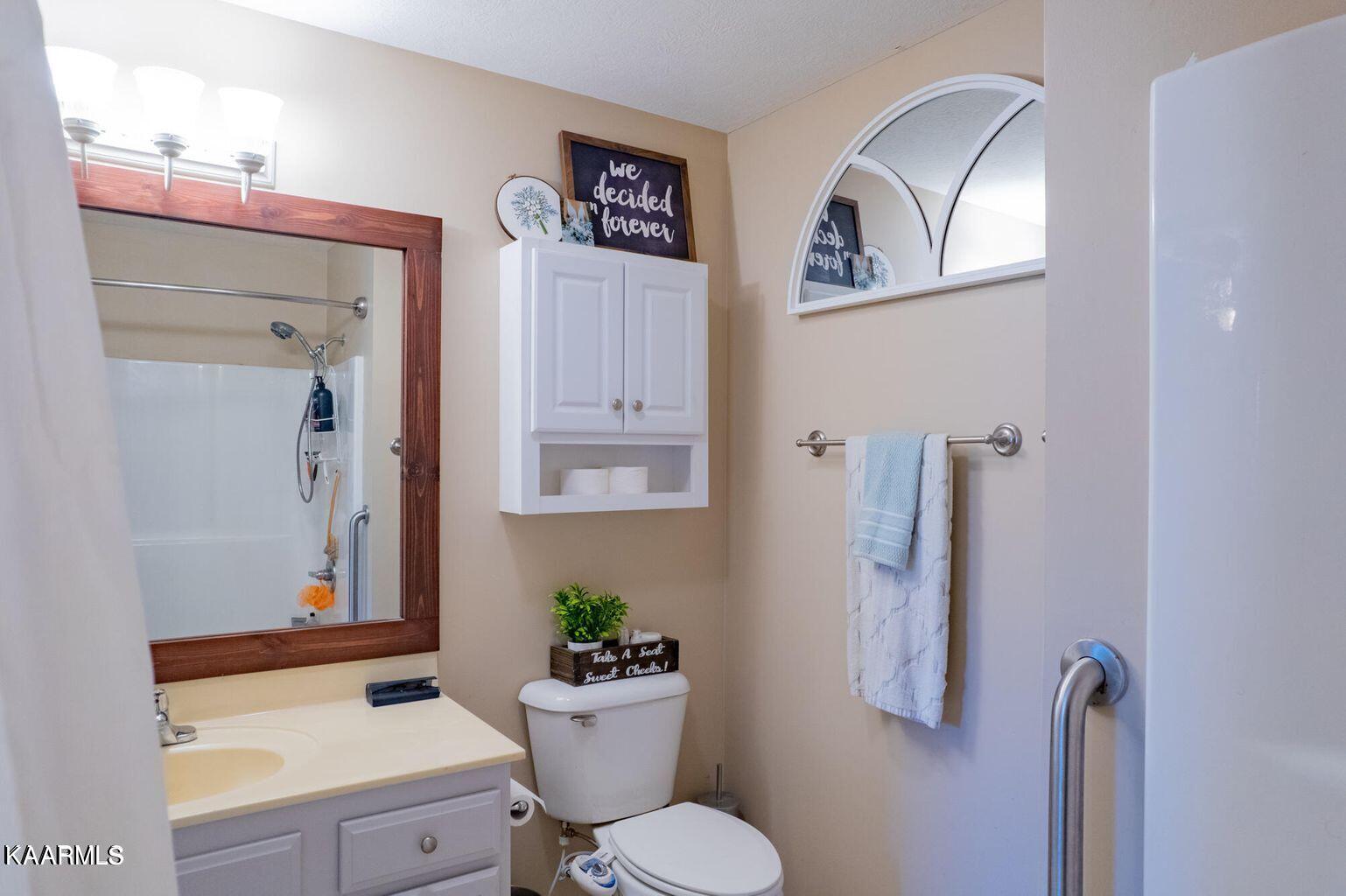 357 Sliger Road Cookeville, TN 38506 - Photo 20 of 36 20 MasterBath3