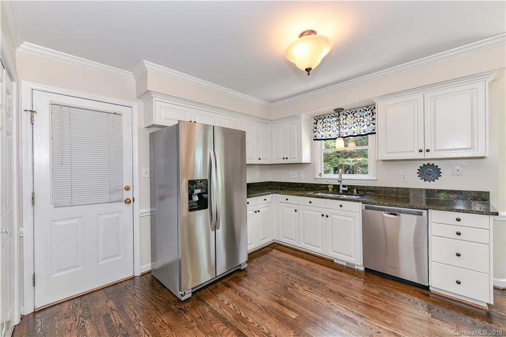 4532 Castleton Road Charlotte, NC 28211 - Photo 16 of 46 Gallery Image 16