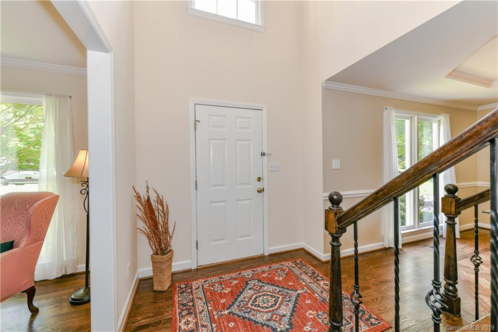4532 Castleton Road Charlotte, NC 28211 - Photo 4 of 46 Gallery Image 4