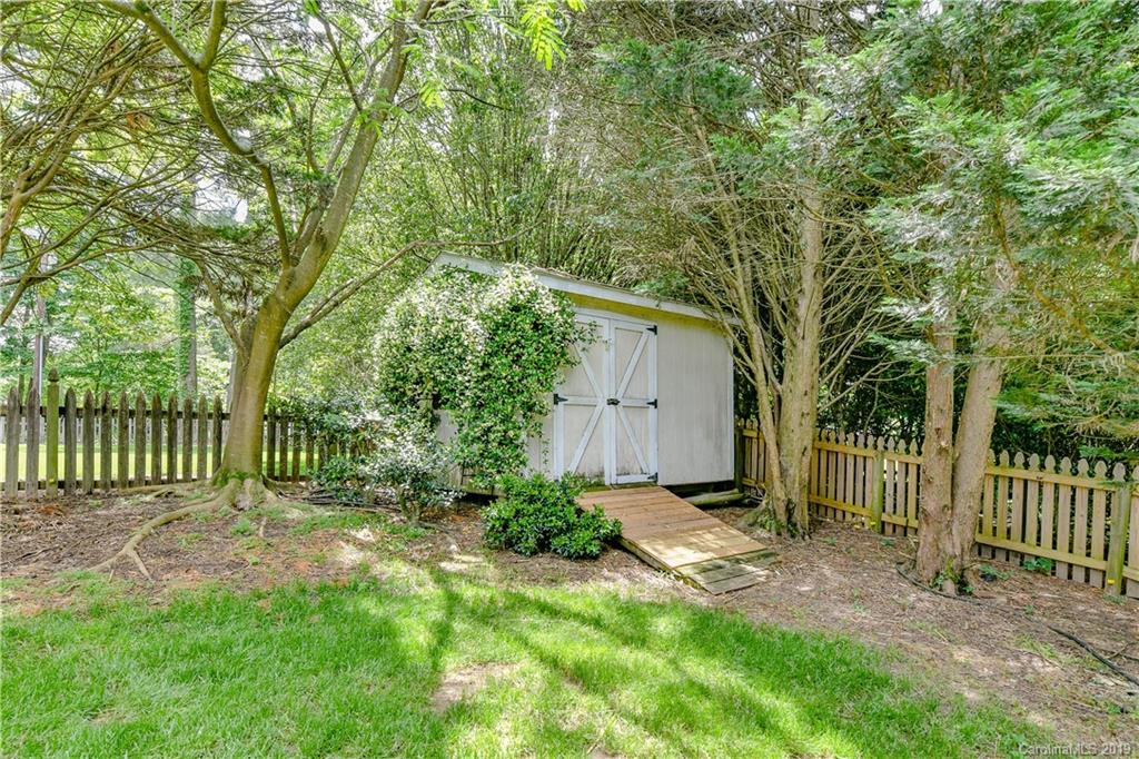 4532 Castleton Road Charlotte, NC 28211 - Photo 44 of 46 Gallery Image 44