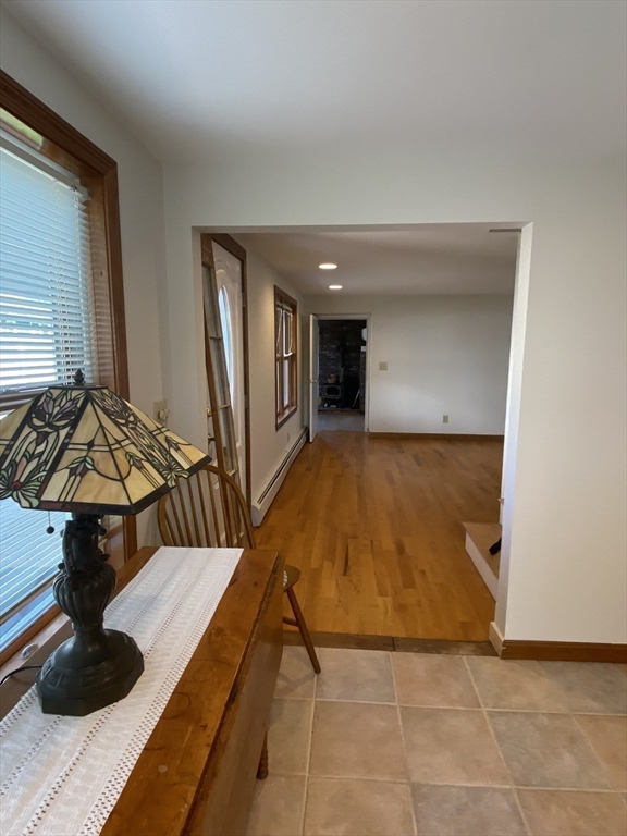 1 Warren Avenue Salisbury, MA 01952 - Photo 13 of 29 a view of livingroom
