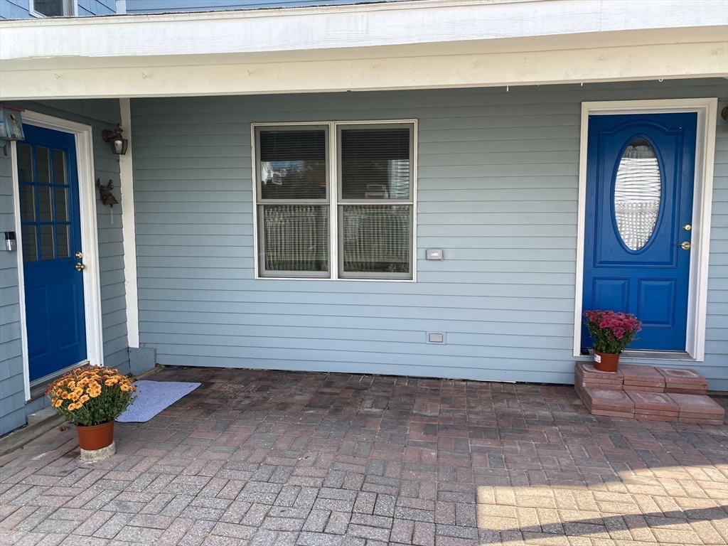 1 Warren Avenue Salisbury, MA 01952 - Photo 6 of 29