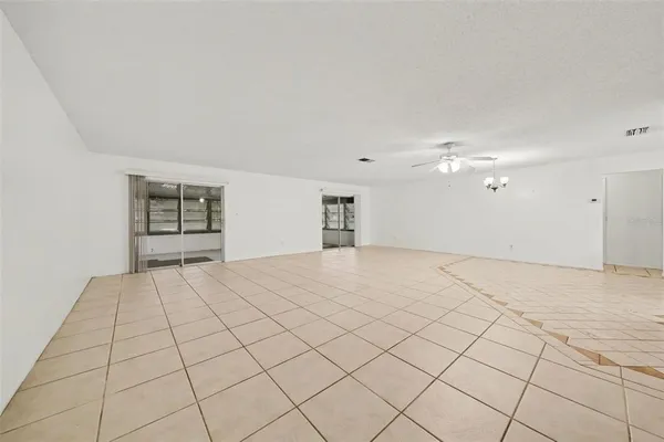 $2,500 | 5033 Loyola Lane, Orlando, FL 32821