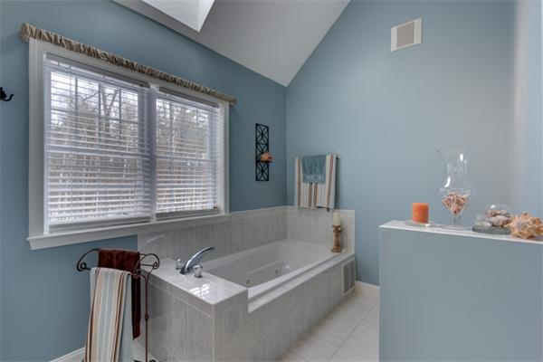 17 Hadley Road Pepperell, MA 01463 - Photo 17 of 27 Gallery Image 17
