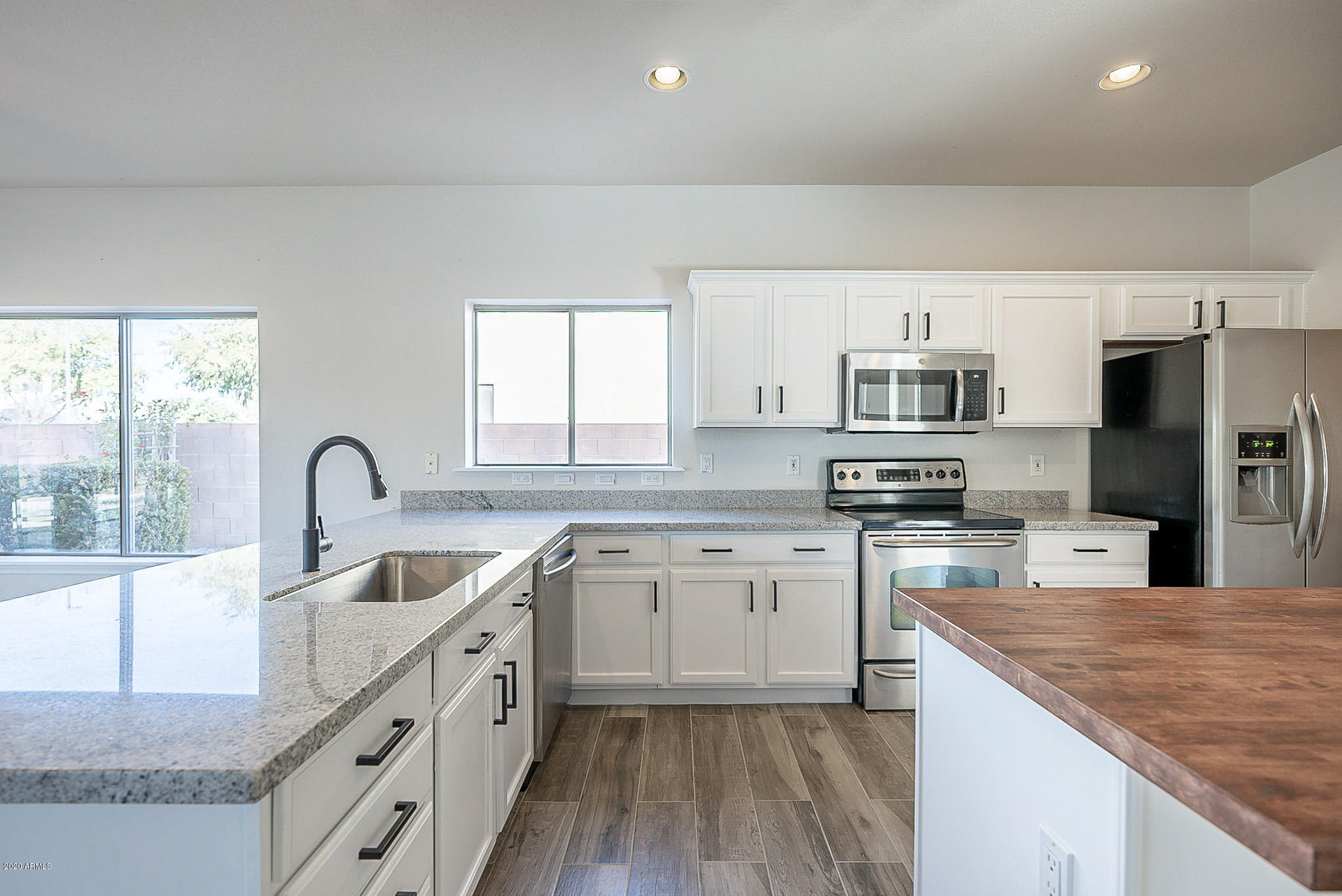 2966 East Ranch Court Gilbert, AZ 85296 - Photo 13 of 63 Kitchen