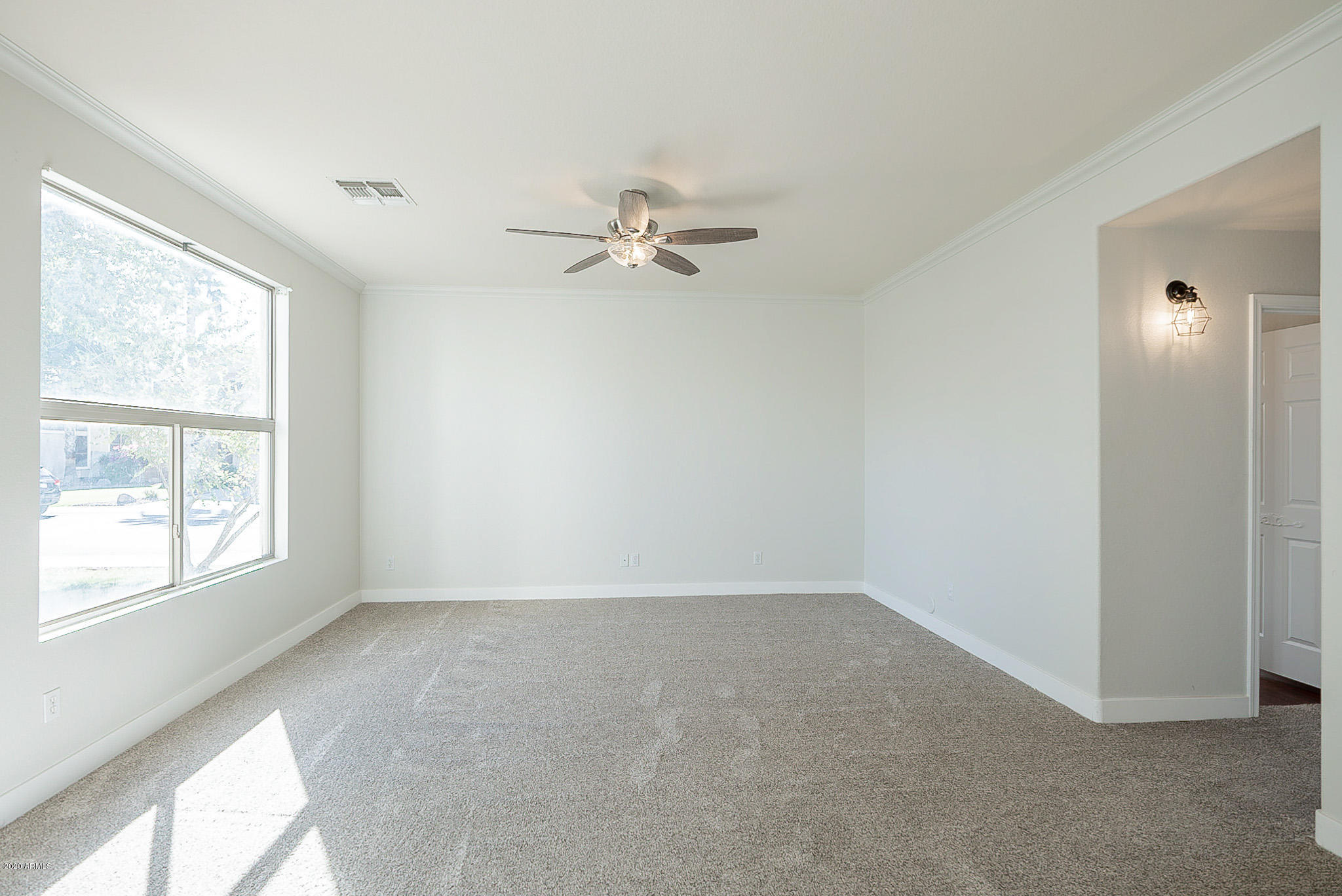 2966 East Ranch Court Gilbert, AZ 85296 - Photo 22 of 63 Living Room