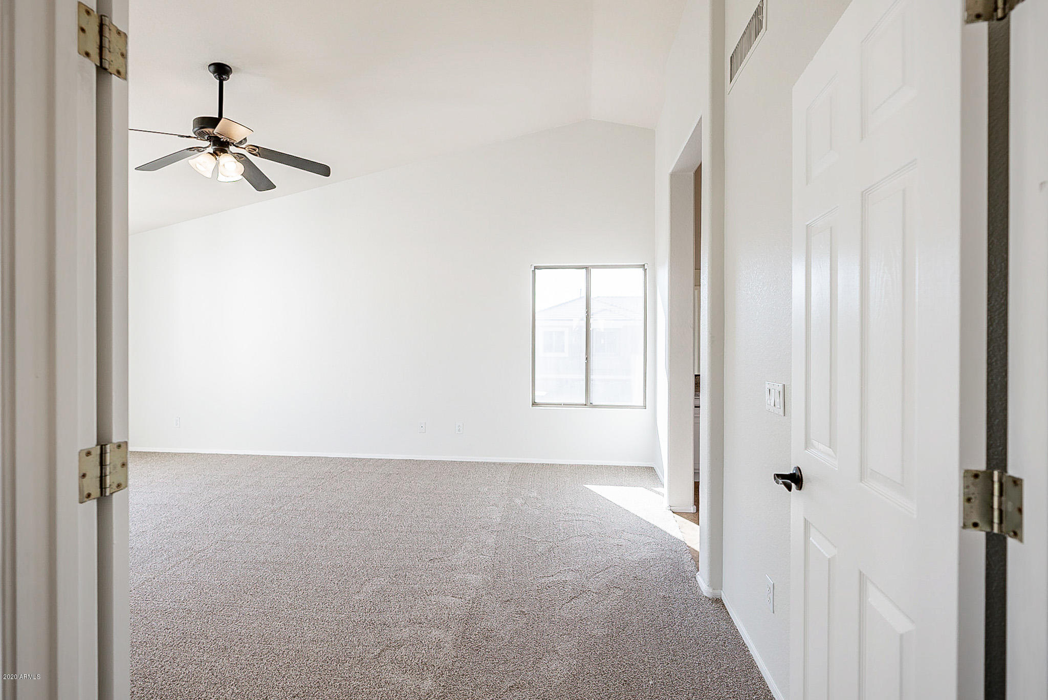 2966 East Ranch Court Gilbert, AZ 85296 - Photo 30 of 63 Master Suite