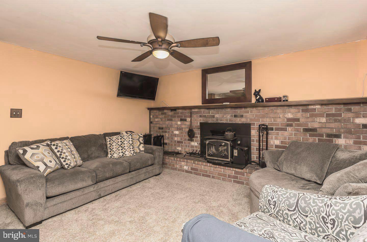 27 Hidden Valley Road Aston, PA 19014 - Photo 11 of 35 Gallery Image 11